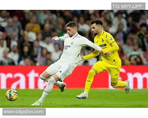 巴尔韦德曾称不爱右后卫位置但对黄潜表现令人惊艳 巴尔韦德曾称不爱右后卫位置但对黄潜表现令人惊艳