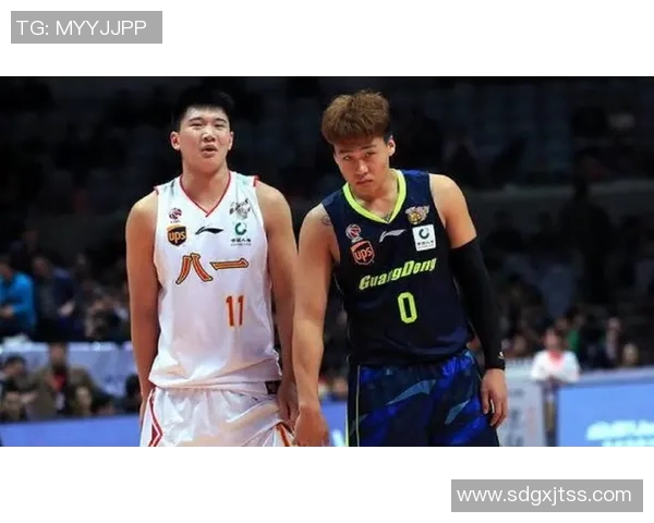 海斯谈比赛节奏：坚持日常训练与后卫配合是我的秘诀