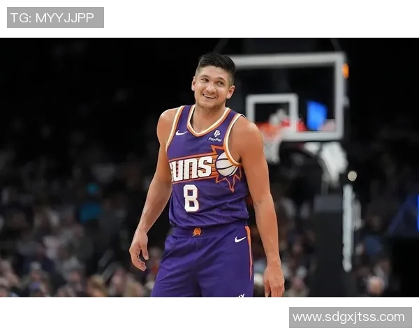 格雷森阿伦谈首节扣篮时关注文班位置的重要性与策略分析