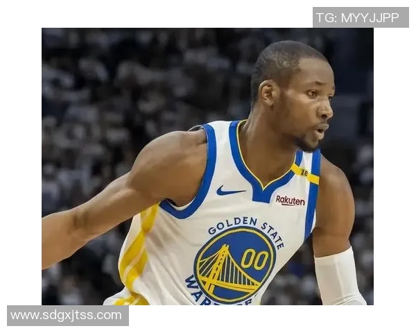 库明加签订合同后重返社交媒体分享休赛期精彩瞬间合集