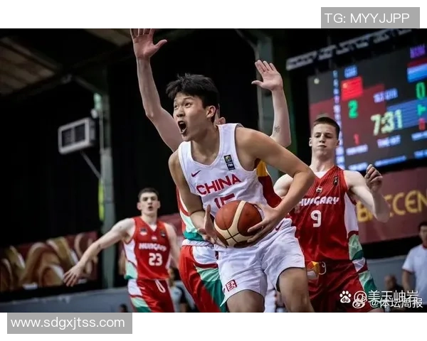 杨瀚森期待新秀赛季多上场时间力求减少失误不拖后腿