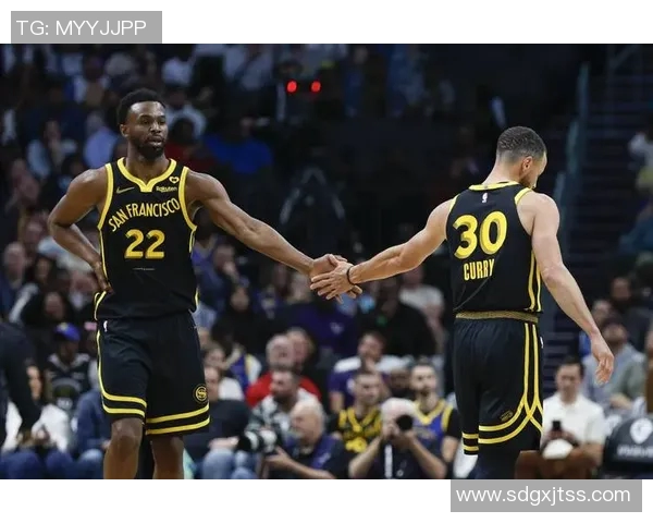 维金斯分享低调性格背后的坚持与团队精神助力球队成功