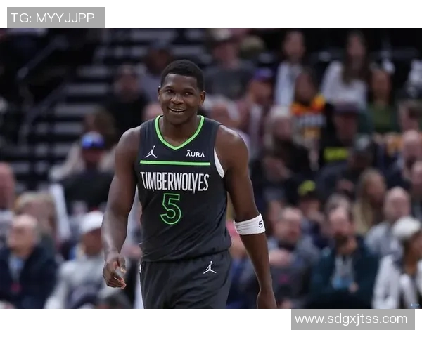 爱德华兹坦言不解NBA杯规则但强调赢球才是最重要的目标