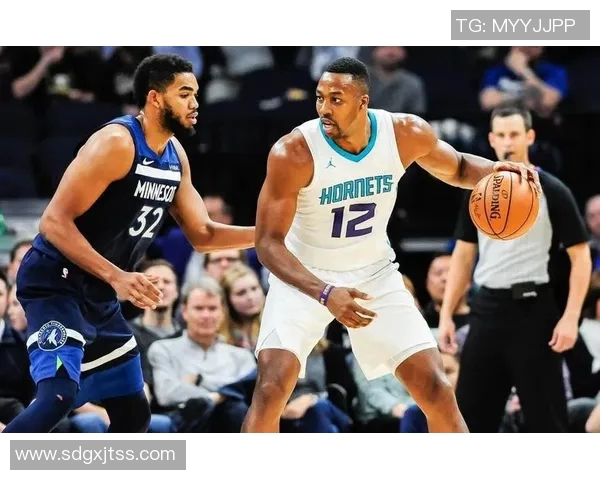 KD谈太阳最佳阵容:我打中锋搭配四个矮子高端局难以应对