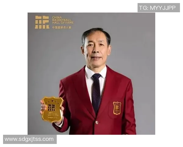 许利民强调球队后卫实力强大努力发挥他们的优势是关键