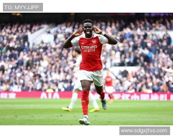 萨卡自2023年起英超前锋中首位成功率达百分百赢得十次对抗