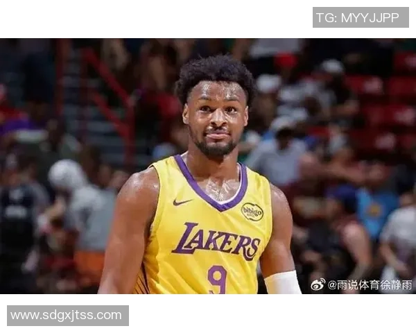 媒体人称布朗尼在NBA垃圾时间表现无敌实至名归的历史最佳