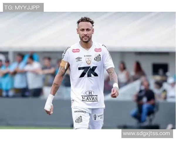 内马尔膝盖手术仅半月重返桑托斯训练冲击世界杯目标明确