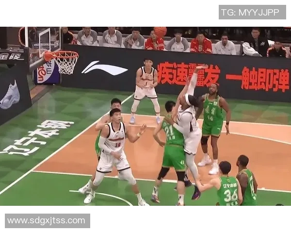 亨特表现低迷仅得4分加时赛被弃用球队遭遇失利