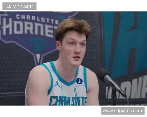 克尼佩尔谈适应赛季挑战强调渴望上场比赛的重要性