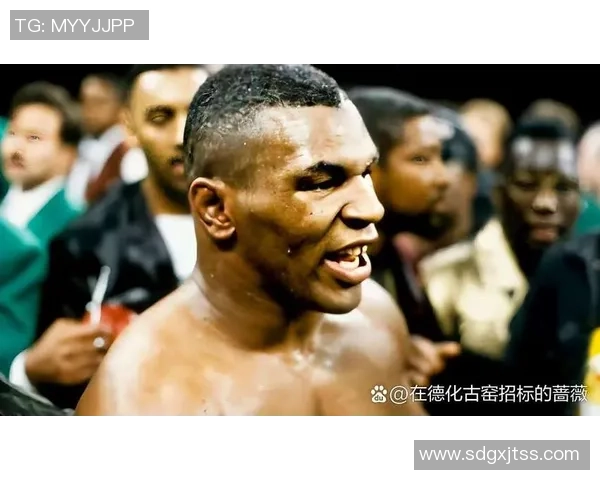 泰森39分生涯之夜米切尔泼水庆祝获比赛用球精彩瞬间回顾