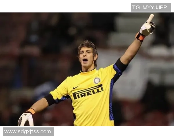 国米官方宣布迪詹纳罗右手腕骨折即将接受手术治疗