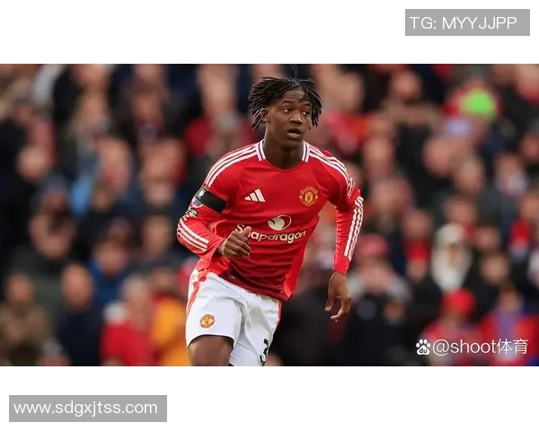 蓄发哥与曼联的胜利约定五连胜后能否如愿剪发引发关注 蓄发哥与曼联的胜利约定五连胜后能否如愿剪发引发关注